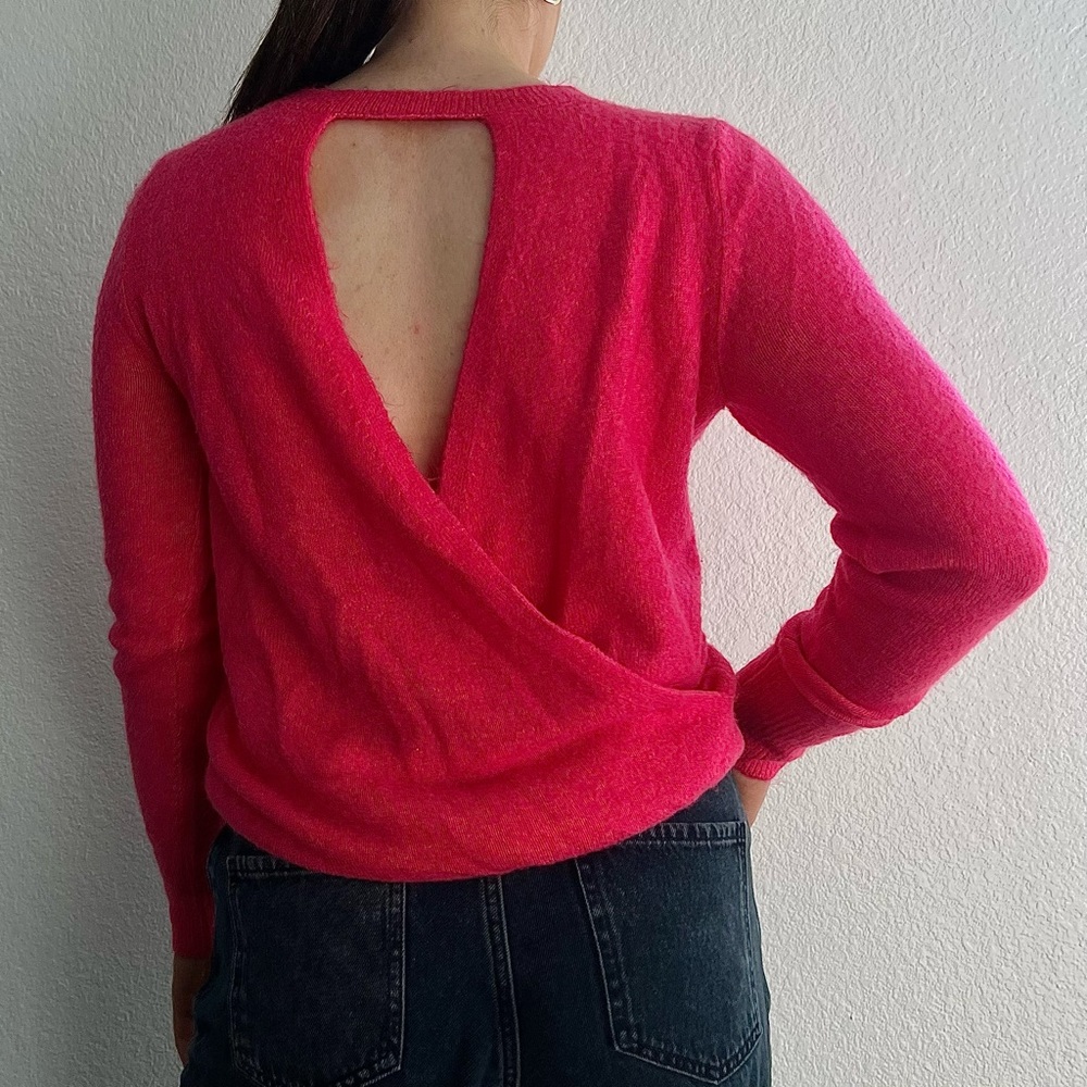 Open back pink sweater, size medium